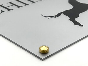 découvrez notre guide complet pour choisir la meilleure plaque de boxe pour chevaux, alliant confort et sécurité pour votre animal.